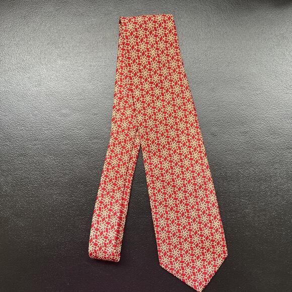 Hermès Neck Tie 100% Silk Red Chain Link Pattern Made In France Style 5450 MA - Picture 1 of 6